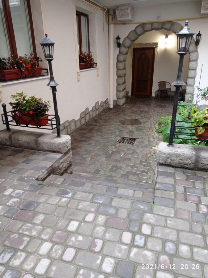 Rynok 25 Modern Lviv Center Apartment Bagian luar foto