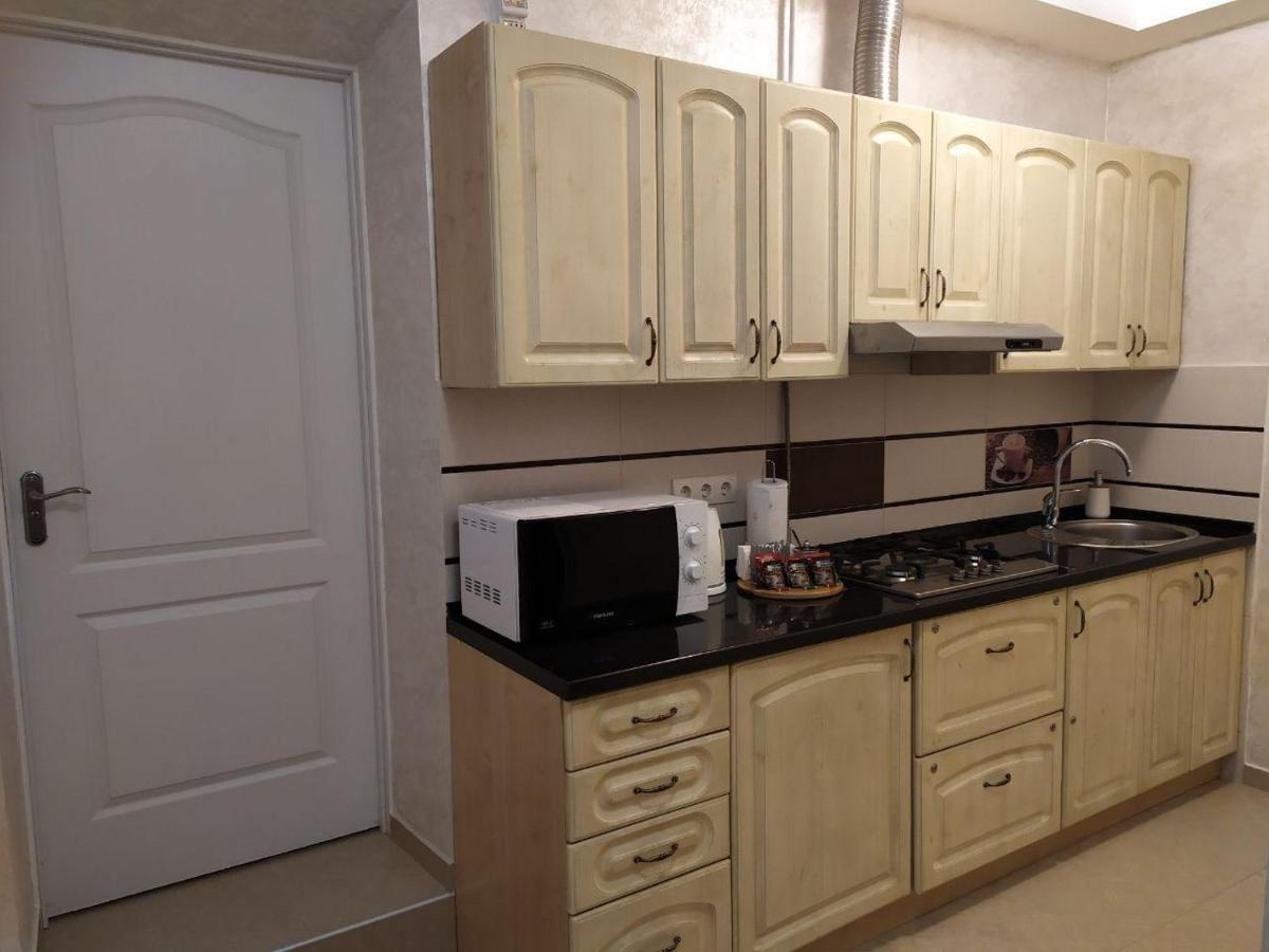 Rynok 25 Modern Lviv Center Apartment Bagian luar foto