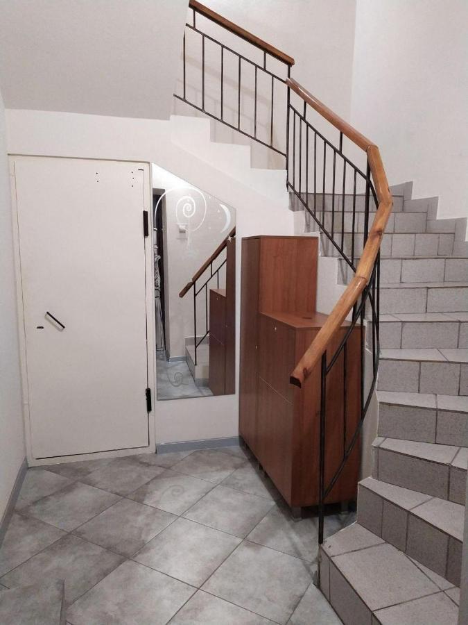 Rynok 25 Modern Lviv Center Apartment Bagian luar foto